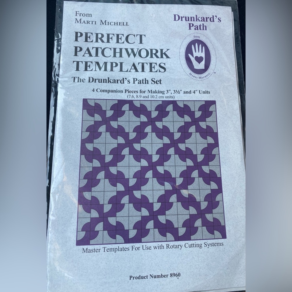 Quilt pattern Never used, Drunkard’s Path, with template